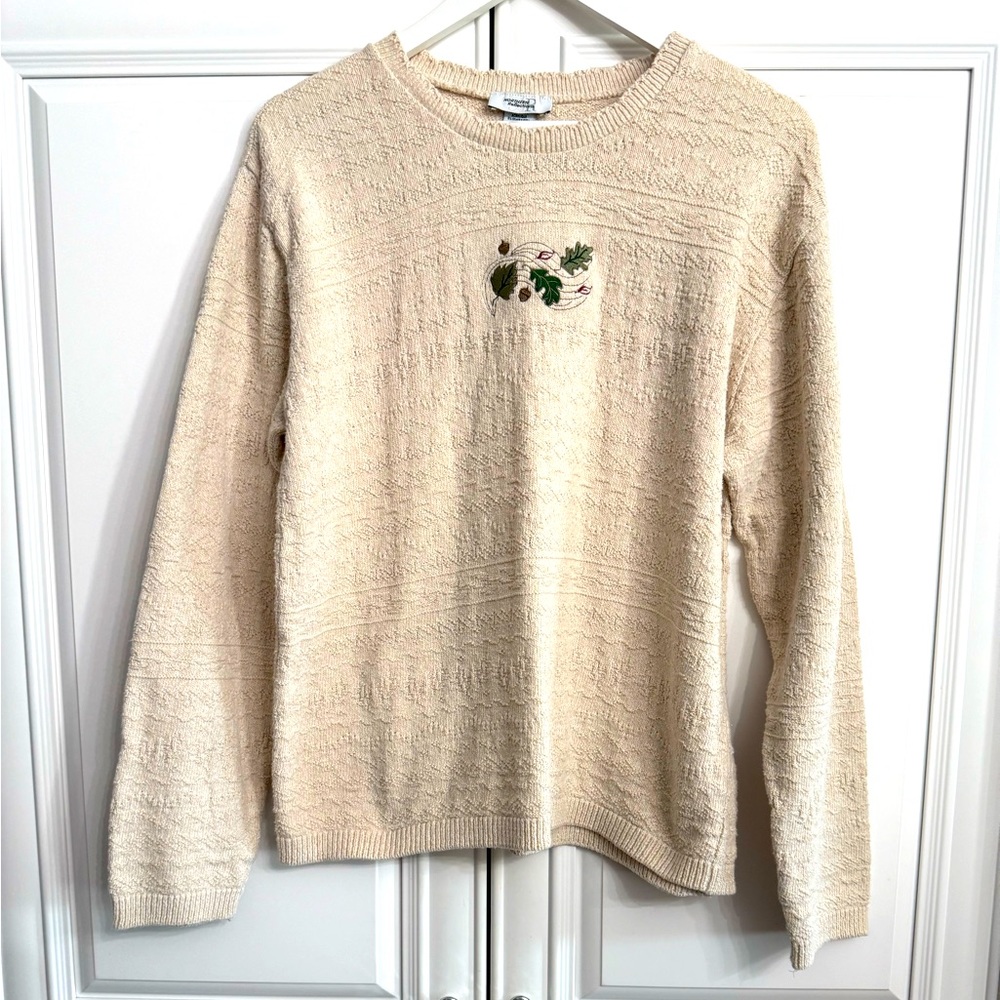 Northern Reflections Size Large Cream Crew Neck Sweater w/Leaves on Front Fall